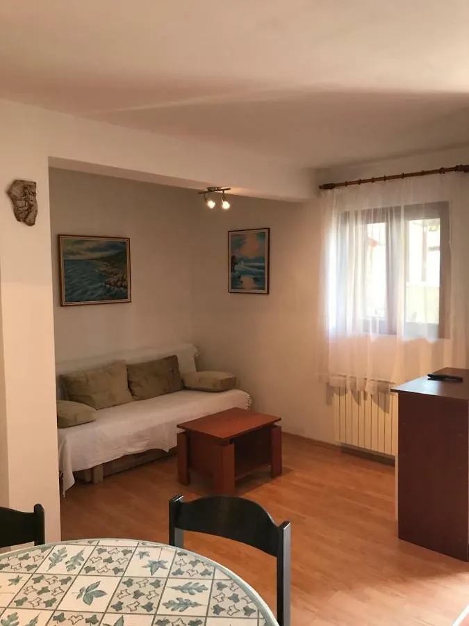 Apartment Pulic Rab Town